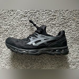 Men’s Kayano Trainer 21